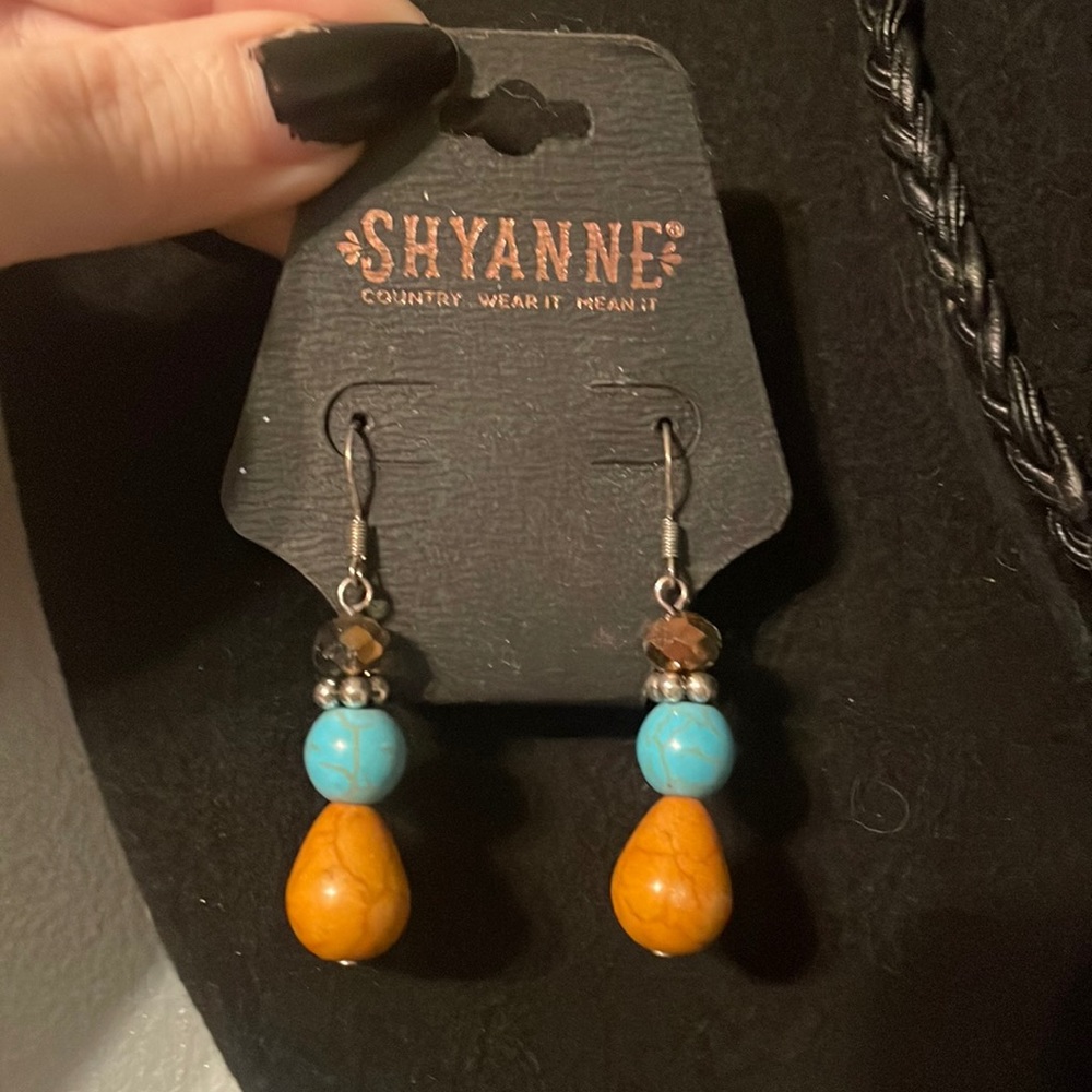 Shyanne earrings